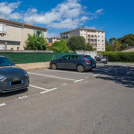 Azur Et Lavande Daire Fréjus