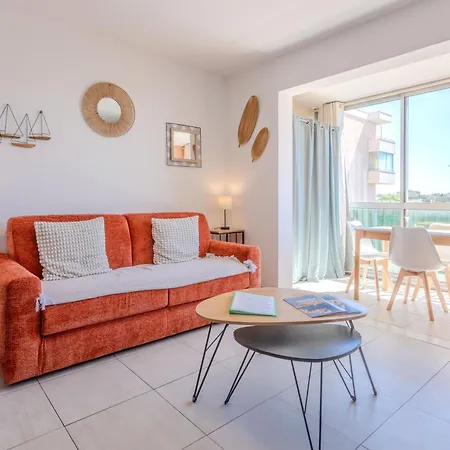 Azur Et Lavande Apartment *