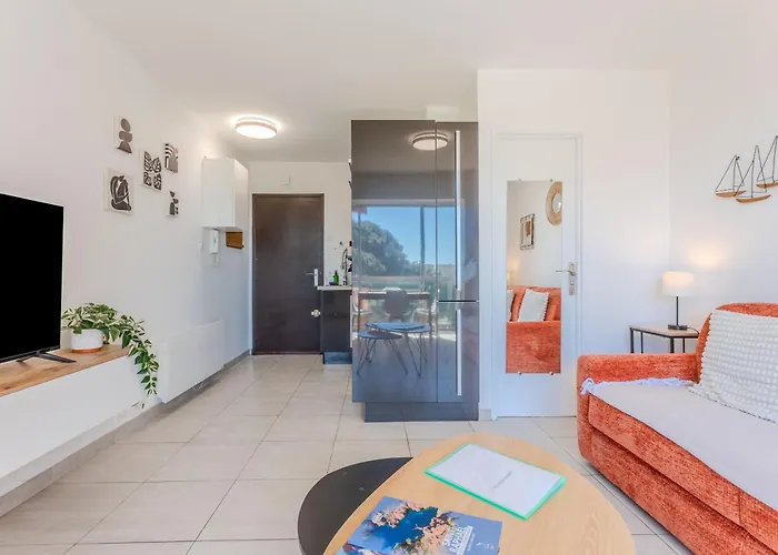 Апартаменты Azur Et Lavande